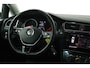 Volkswagen Golf 1.0 TSI Highline R (R-LINE, TREKHAAK, CRUISE CONTROL ADAPTIEF, STOELVERWARMING, PARKEERSENSOREN, CARPLAY)