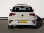 Volkswagen T-Roc 1.5 TSI R-Line 150pk DSG | Panoramadak | Navigatie | 19" velgen | Camera | Keyless | Spiegelpakket