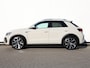 Volkswagen T-Roc 1.5 TSI R-Line 150pk DSG | Panoramadak | Navigatie | 19" velgen | Camera | Keyless | Spiegelpakket