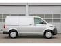 Volkswagen Transporter 2.0 TDI 90pk L1H1 26 | App Connect Navigatie | Cruise Control | Airco | 3 Zitplaatsen