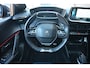 Peugeot e-208 EV GT Pack 50kWh 3 Fase 91%SOH! | Panoramadak | Adaptive Cruise | Alcantara | Stoelverwarming | Achteruitrijcamera | Navigatie Pro | Keyless-Entry | !!