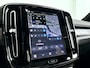Volvo XC40 Recharge Twin Ultimate 82 kWh | SOH 94 % | Panoramadak | 360° camera | Harman Kardon | Stoel- en Stuurverwarming | Trekhaak