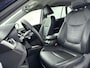 Toyota RAV4 2.5 Hybrid AWD Style | Trekhaak | Dodehoek | Apple Carplay / Android Auto | Leder | Stoel-/stuurverwarming | Keyless | Adaptive Cruise | Clima | Parkeersensoren voor/achter | Camera | LED | 17 inch