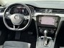 Volkswagen Passat Variant 1.5 TSI Highline Business R | RIJKLAAR | ACC | Trekhaak |