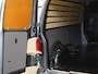 Volkswagen Transporter 2.0 TDI L2H1 28 Highline Automaat Camera | Airco | Cruise control | Navigatie | Trekhaak | Lichtmetalen velgen | Apple Carplay/ Android Auto | LED
