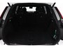 Volvo XC90 T8 Plug-in hybrid Ultra Black Edition | Luchtvering | Trekhaak | Head-Up | 360° Camera | Panoramadak