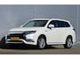 Mitsubishi Outlander PHEV 2.4 INSTYLE 4WD | PLUG IN HYBRID | FULL OPTIONS | SoH 78% | SCHUIFDAK | ALL SEASON BANDEN | ADAPTIEF CRUISE | TREKHAAK 1500KG | FABRIEKSGARANTIE TOT 23-10-2028* | ALL IN RIJKLAARPRIJS