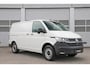 Volkswagen Transporter 2.0 TDI 150pk L1H1 28 | App Connect Navigatie | Trekhaak | Cruise Control | Verwarmbare Voorruit | Parkeersensoren Achter | Airco