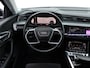Audi E-tron 55 quattro S edition 95 kWh | SOH 95,8% | Panoramadak | Trekhaak | Matrix-LED | Head-up | Achteruitrijcamera |