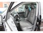 Volkswagen Tiguan 1.4 TSI Sport&Style | PANO-DAK | CRUISE | PDC-A | NAVIGATIE | CLIMA | TEL | TREKHAAK | 17'LMV |