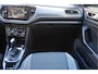 Volkswagen T-Roc 1.5 TSI Sport Business R | 3x R-LINE | Panorama | Adaptive | IQ Drive | 19inch | Auto Hold | Sportinterieur |