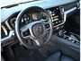 Volvo V60 2.0 T8 Recharge AWD R-Design | Pano | 360 | ACC | Keyless | Memory | H&K | LED | Head-Up | Trekhaak | Leder | Stoelverwarming voor & achter | Stuurwielverwarming | Lane Assist | Ambient | Navi | Carplay/Android | 19'' | Blindspot
