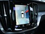 Volvo V60 2.0 T8 Recharge AWD R-Design | Pano | 360 | ACC | Keyless | Memory | H&K | LED | Head-Up | Trekhaak | Leder | Stoelverwarming voor & achter | Stuurwielverwarming | Lane Assist | Ambient | Navi | Carplay/Android | 19'' | Blindspot