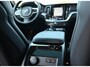 Volvo V60 2.0 T8 Recharge AWD R-Design | Pano | 360 | ACC | Keyless | Memory | H&K | LED | Head-Up | Trekhaak | Leder | Stoelverwarming voor & achter | Stuurwielverwarming | Lane Assist | Ambient | Navi | Carplay/Android | 19'' | Blindspot