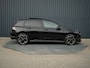 Volkswagen Golf 1.5 eTSI R-Line Edition | Panodak | IQ Light | Trekhaak wegkl. | Harman/Kardon | Head Up | Prijs Rijklaar!!
