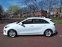 Kia Ceed 1.4 T-GDi DynamicPlusLine 141 PK,,, stuurverwarming nw banden