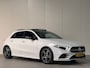 Mercedes-Benz A-klasse 180 AMG l VOL! l PANO l MATRIX l EL-STOEL l SFEER l SOUND l TREKHAAK l CARPLAY l ORG.NL