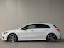 Mercedes-Benz A-klasse 180 AMG l VOL! l PANO l MATRIX l EL-STOEL l SFEER l SOUND l TREKHAAK l CARPLAY l ORG.NL
