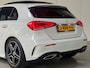 Mercedes-Benz A-klasse 180 AMG l VOL! l PANO l MATRIX l EL-STOEL l SFEER l SOUND l TREKHAAK l CARPLAY l ORG.NL
