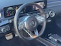 Mercedes-Benz A-klasse 180 AMG l VOL! l PANO l MATRIX l EL-STOEL l SFEER l SOUND l TREKHAAK l CARPLAY l ORG.NL