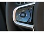 Volvo XC90 T8 Plug-in hybrid AWD Ultra Dark | Panoramadak | Trekhaak | Luchtvering | Head-up display | Premium audio by Bowers&Wilkins | 360 graden camera | Verwarmbare voorstoelen en achterbank | Verwarmbaar stuurwiel | Bowers & Wilkins audio | Apple carplay | Adaptive cruise control | 7-zits |