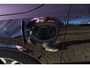 Volvo XC90 T8 Plug-in hybrid AWD Ultra Dark | Panoramadak | Trekhaak | Luchtvering | Head-up display | Premium audio by Bowers&Wilkins | 360 graden camera | Verwarmbare voorstoelen en achterbank | Verwarmbaar stuurwiel | Bowers & Wilkins audio | Apple carplay | Adaptive cruise control | 7-zits |