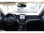 Volvo XC90 T8 Plug-in hybrid AWD Ultra Dark | Panoramadak | Trekhaak | Luchtvering | Head-up display | Premium audio by Bowers&Wilkins | 360 graden camera | Verwarmbare voorstoelen en achterbank | Verwarmbaar stuurwiel | Bowers & Wilkins audio | Apple carplay | Adaptive cruise control | 7-zits |