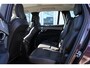 Volvo XC90 T8 Plug-in hybrid AWD Ultra Dark | Panoramadak | Trekhaak | Luchtvering | Head-up display | Premium audio by Bowers&Wilkins | 360 graden camera | Verwarmbare voorstoelen en achterbank | Verwarmbaar stuurwiel | Bowers & Wilkins audio | Apple carplay | Adaptive cruise control | 7-zits |