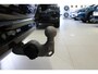 Volvo XC90 T8 Plug-in hybrid AWD Ultra Dark | Panoramadak | Trekhaak | Luchtvering | Head-up display | Premium audio by Bowers&Wilkins | 360 graden camera | Verwarmbare voorstoelen en achterbank | Verwarmbaar stuurwiel | Bowers & Wilkins audio | Apple carplay | Adaptive cruise control | 7-zits |