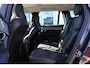 Volvo XC90 2.0 T8 Plug-in hybrid AWD Ultra Dark | Panoramadak | Head-up display | Keyless entry | Elek. bed. stoelen voorstoelen met geheugen | Luchtvering | Semi elek. trekhaak | 360 graden camera | Verwarmbare voorstoelen en achterbank | Verwarmbaar stuurwiel | Bowers & Wilkins audio | Apple carplay | Adaptive cruise control | 7-zits |
