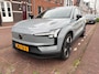 Volvo EX30 Single Motor Extended Range Plus 69 kWh | Elektrisch bedienbare stoelen | Stoel + Stuurverwarming | PDC V+A en camera | Extra getint glas | 20 inch LM Velgen |