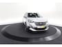 Peugeot e-2008 EV Allure 50 kWh | SOH=96.7 % | 3 Fase Laadfunctie | Camera | Navigatie | Parkeersensoren | Apple Carplay