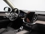 Volvo XC90 2.0 T8 Plug-in hybrid AWD Ultra Dark / Luchtvering / Trekhaak / Bowers & Wilkins Audio / Stoelmassage / Stoelventilatie / 360 camera / Pano. dak / Stuurwiel-, stoel- & achterbankverwarming / Elektr. stoelverstelling / Blis