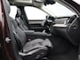 Volvo XC90 2.0 T8 Plug-in hybrid AWD Ultra Dark / Luchtvering / Trekhaak / Bowers & Wilkins Audio / Stoelmassage / Stoelventilatie / 360 camera / Pano. dak / Stuurwiel-, stoel- & achterbankverwarming / Elektr. stoelverstelling / Blis
