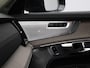 Volvo XC90 2.0 T8 Plug-in hybrid AWD Ultra Dark / Luchtvering / Trekhaak / Bowers & Wilkins Audio / Stoelmassage / Stoelventilatie / 360 camera / Pano. dak / Stuurwiel-, stoel- & achterbankverwarming / Elektr. stoelverstelling / Blis