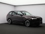Volvo XC90 2.0 T8 Plug-in hybrid AWD Ultra Dark / Luchtvering / Trekhaak / Bowers & Wilkins Audio / Stoelmassage / Stoelventilatie / 360 camera / Pano. dak / Stuurwiel-, stoel- & achterbankverwarming / Elektr. stoelverstelling / Blis