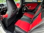 Mercedes-Benz A-klasse 200 Premium AMG PAKKET l SFEERVERL. l PANO l TREKHAAK