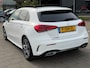 Mercedes-Benz A-klasse 200 Premium AMG PAKKET l SFEERVERL. l PANO l TREKHAAK