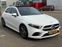 Mercedes-Benz A-klasse 200 Premium AMG PAKKET l SFEERVERL. l PANO l TREKHAAK