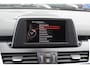 BMW 2-Serie Active Tourer 220i High Executive / Trekhaak / Panoramadak / Navigatie / 18'' / Stoelverwarming / Cruise Control