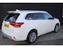Mitsubishi Outlander 2.4 PHEV Instyle Opendak, Adaptive cruise, Trekhaak