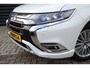 Mitsubishi Outlander 2.4 PHEV Instyle Opendak, 1e eigenaar, Dealer O.H. Adapttieve cruise,