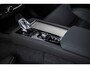 Volvo XC90 2.0 T8 Plug-in hybrid AWD Ultra Black Edition | Executive | 22" | Bowers & Wilkins | Luchtvering | Massage & Ventilatie | Gelamineerd Glas |