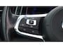 Volkswagen T-Roc 1.5 TSI 150pk Sport Business R Trekhaak | Panorama | Navi | Camera