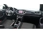 Volkswagen T-Roc 1.5 TSI 150pk Sport Business R Trekhaak | Panorama | Navi | Camera