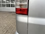 Volkswagen Transporter 2.5 TDI 130pk Camper Nokkenas Defect!! Hefdak Airco Cruise controle Trekhaak 2500kg trekgewicht 2-persoonsbed Euro 4 Voortent Keukenblok Parrot