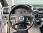 Volkswagen Transporter 2.5 TDI 130pk Camper Nokkenas Defect!! Hefdak Airco Cruise controle Trekhaak 2500kg trekgewicht 2-persoonsbed Euro 4 Voortent Keukenblok Parrot