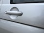 Volkswagen Transporter 2.5 TDI 130pk Camper Nokkenas Defect!! Hefdak Airco Cruise controle Trekhaak 2500kg trekgewicht 2-persoonsbed Euro 4 Voortent Keukenblok Parrot