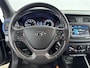 Hyundai i20 1.0 T-GDI GO! 2016 | TREKHAAK | CAMERA | CRUISE | NAVI | AIRCO | 15'' LM VELGEN | PRIVACY GLASS | LAGE KMSTAND |