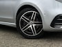 Mercedes-Benz V-klasse 300 L2 Avantgarde AMG 6PERSOONS|ELEK.DEUREN|STOELVENTILATIE|BURMESTER